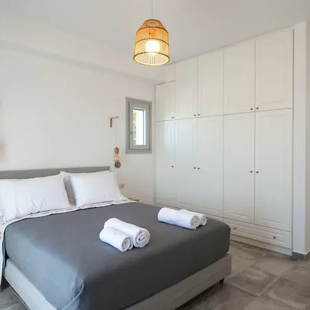 Theros * Aliki (Paros)